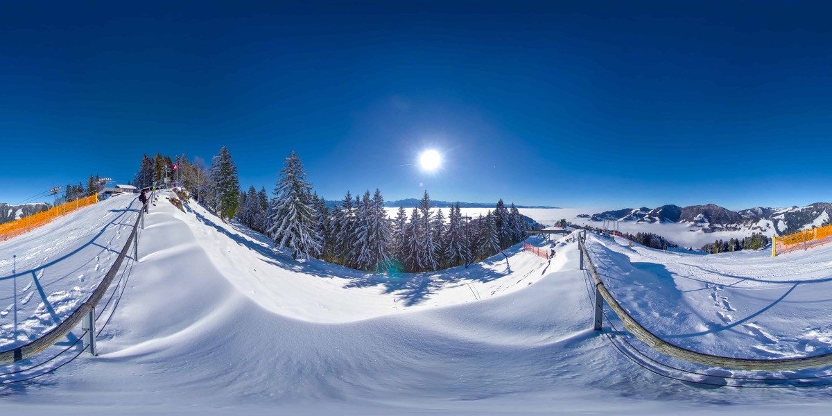 Davos ski incentive program